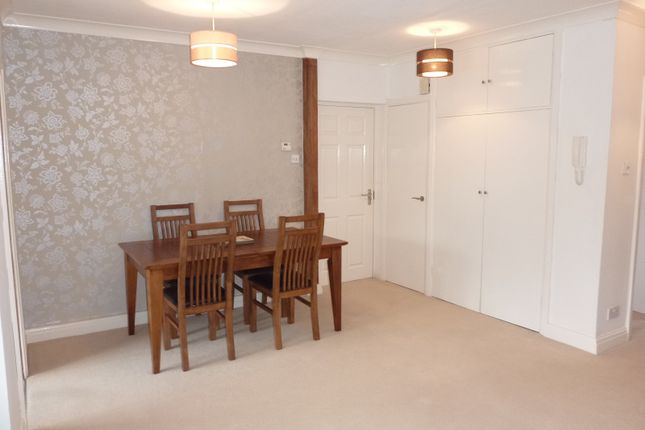 4, The Mews, Beaufort Road, Sale photo 3