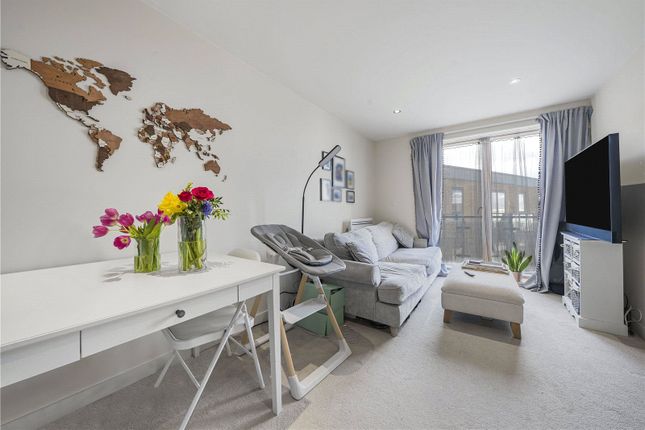 107, Reed House, Wimbledon photo 2