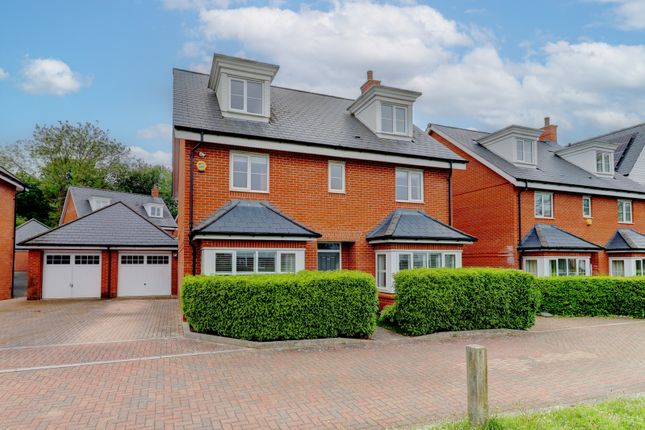 Thumbnail Detached house for sale in Chartwell Way, High Wycombe, Buckinghamshire