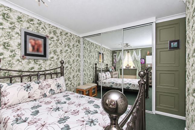 28, Gwynne Close, Tring photo 4