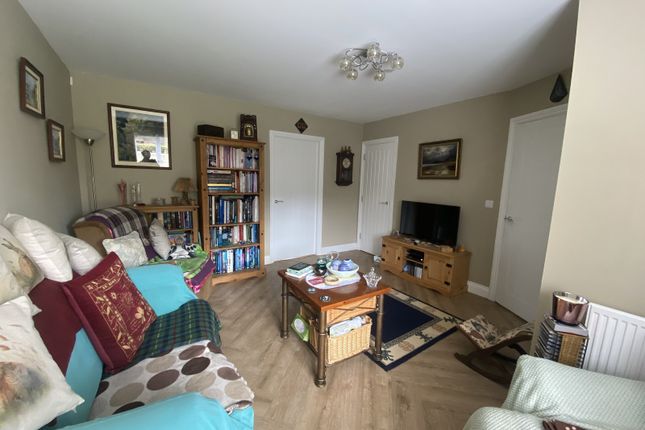 13, Clos Castell, Crickhowell photo 3