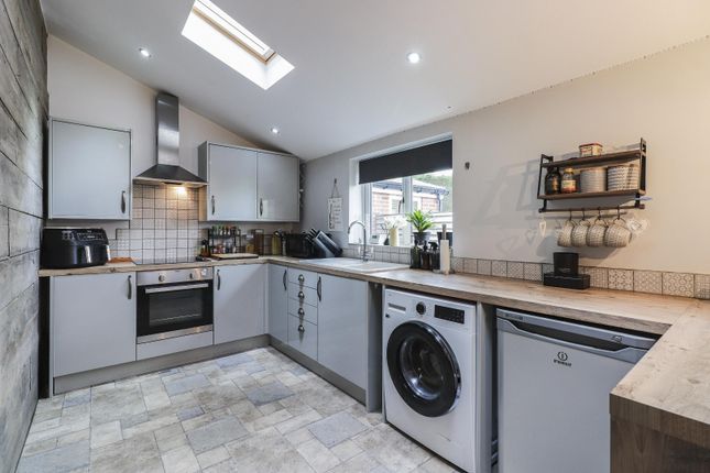 41, Brook Hill, Rotherham photo 4