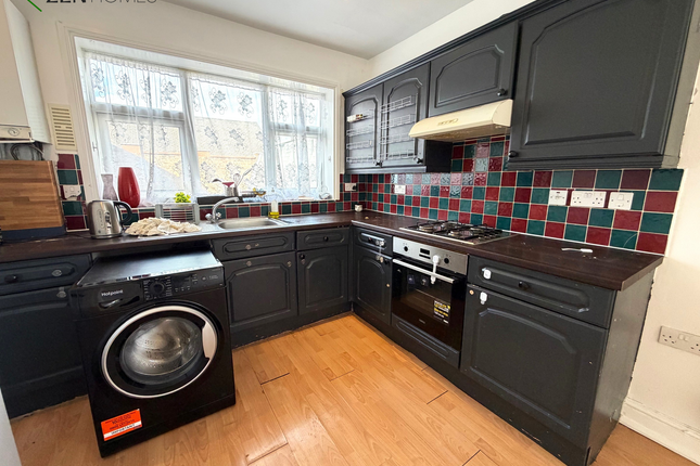 Flat 12, 60 Brooksby's Walk, London photo 5