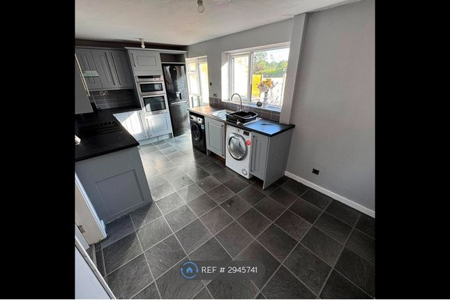 Kingswood Close, Chesterfield photo 5