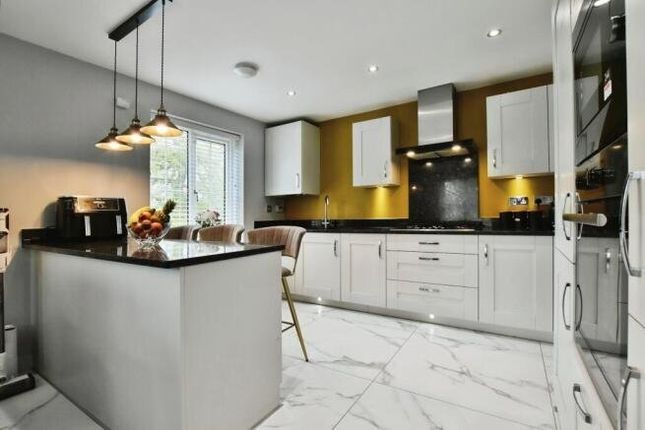 Grimshaw Close, Cheshire photo 3