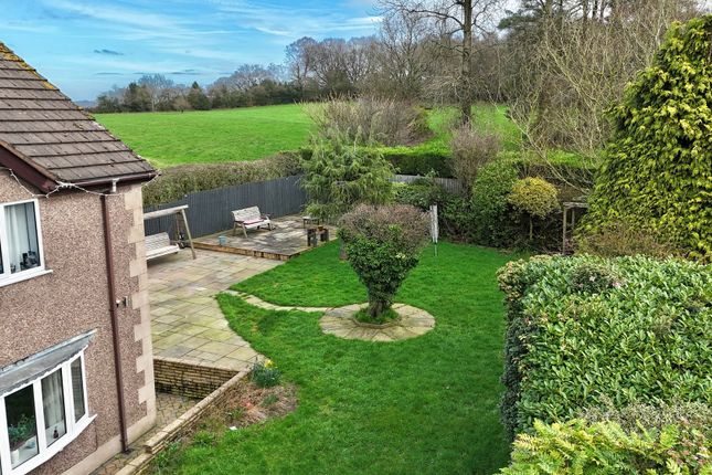 41 Folly Lane, Leek photo 4