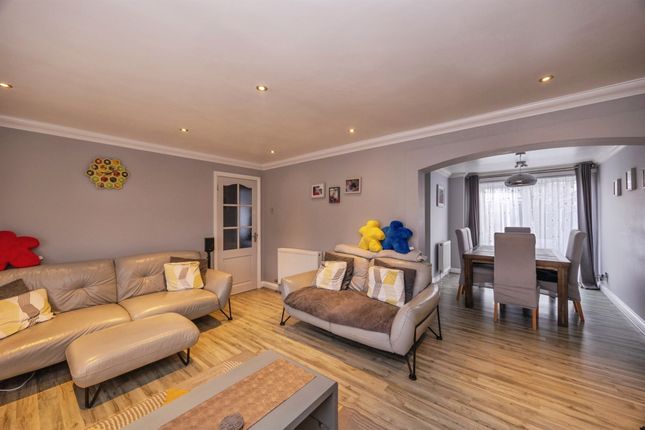 25, Seaway Crescent, Southsea photo 3