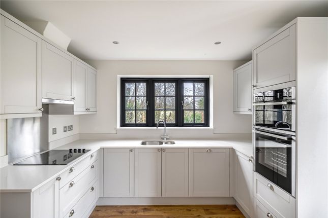 14, King Alfreds Drive, Somerset photo 4