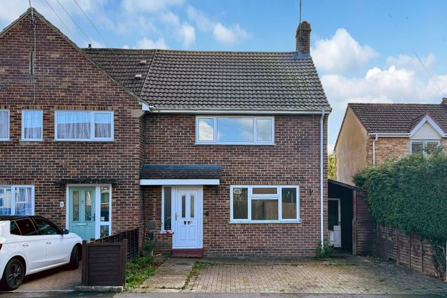 2-bed terraced on 13 Bennett Road, Faringdon, £230,000
