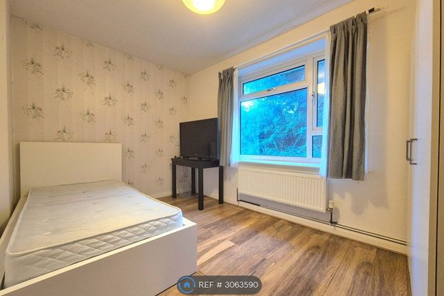 Leeds  Bradford Road, Leeds photo 4