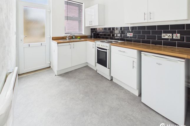 21, Wellington Road, Camborne photo 4