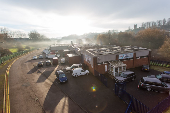 Light industrial to let in Bridge Street, Cradley Heath