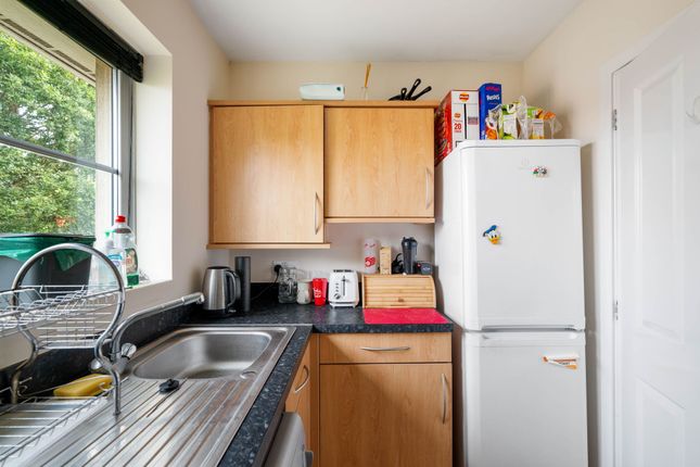 44 Caesar Road, Lincoln photo 4