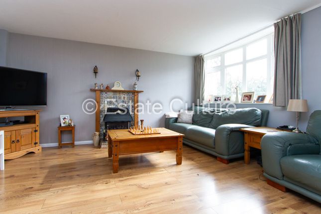 17 Willoughby Close, Coventry photo 5
