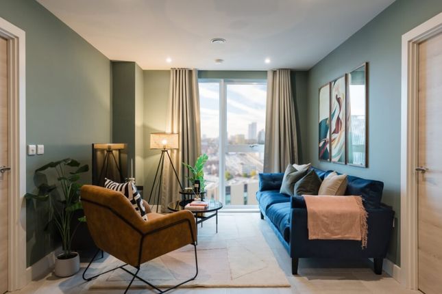 1B9Eaa05Af0Bc8B8Fe656Ec7Fc72