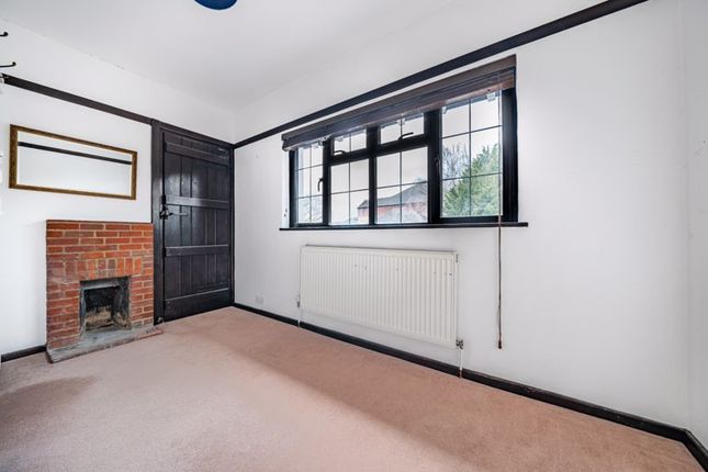 End terrace house for sale in Old Forge Way, Sidcup