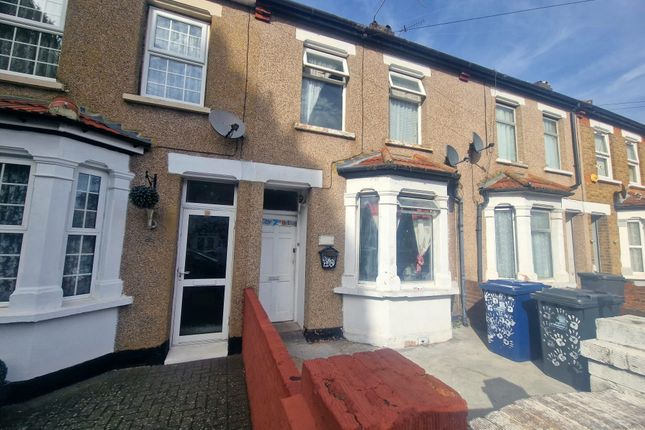 Terraced house for sale in Queens Road, Southall