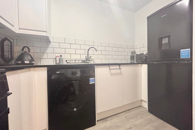 Flat 5, Dartford photo 5