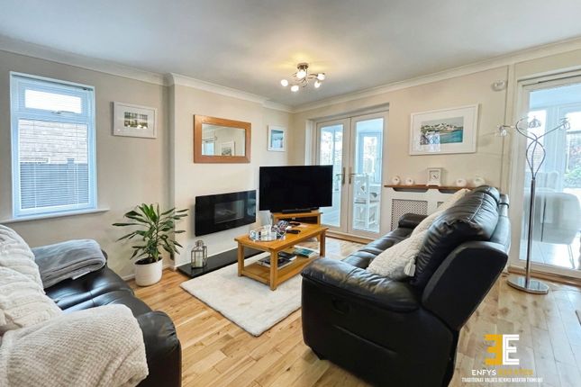 42, Liddell Drive, Llandudno photo 2