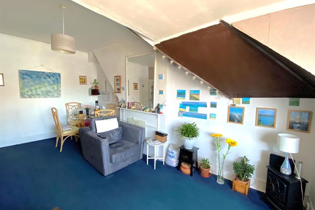 Flat 3, 30, Eversley Road, Bexhill on Sea photo 3