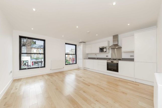 Thumbnail Flat to rent in Stanhope Road, London
