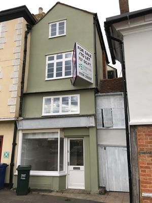 Retail premises for sale in 52 Market Square, Bicester
