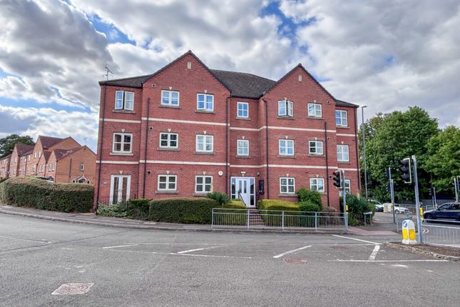 2-bed flat on 16, Maple Leaf Gardens, Worksop, £80,000