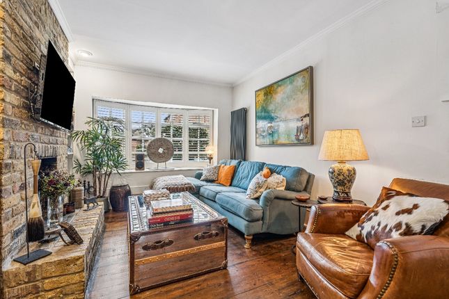23 Mullins Path, London photo 4