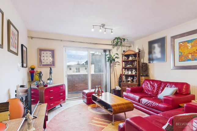 9, Fairhaven Court, Swansea photo 2