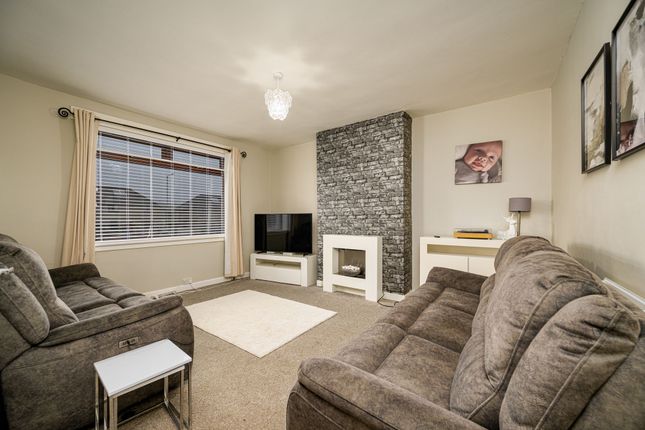 46, Balgowan Avenue, Dundee, DD3 photo 3