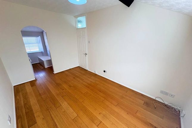 18a, Berrells Court, Olney photo 4