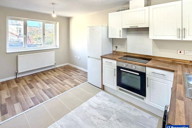 Flat 11, Dumfies House, Dumfries Street, Luton photo 5