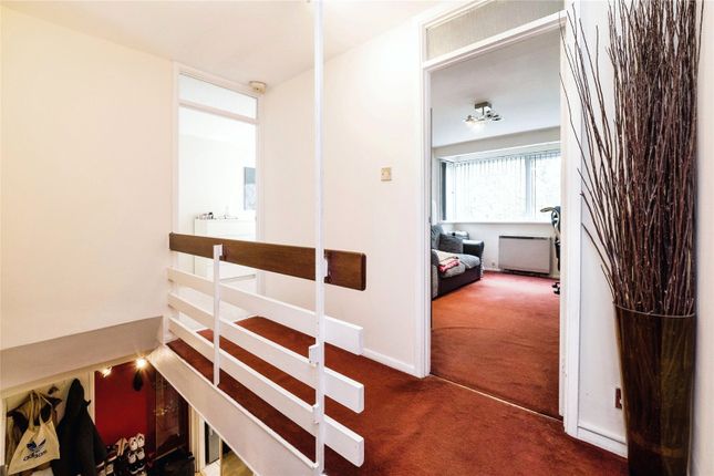 Flat for sale in Queenswood Gardens, London