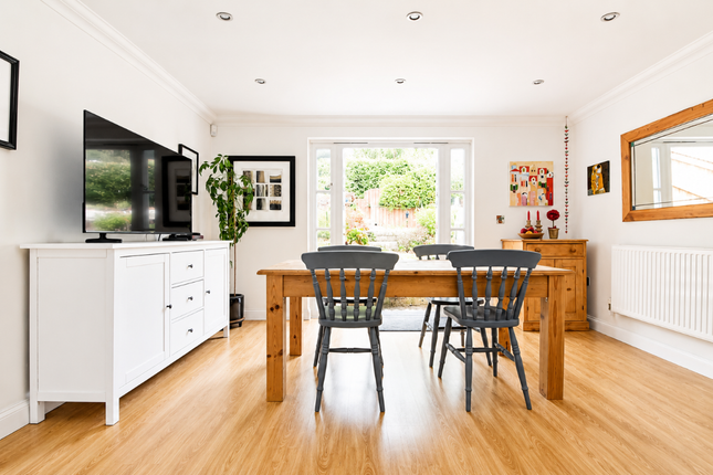 8 Kilderkin Drive, Waterlooville photo 4