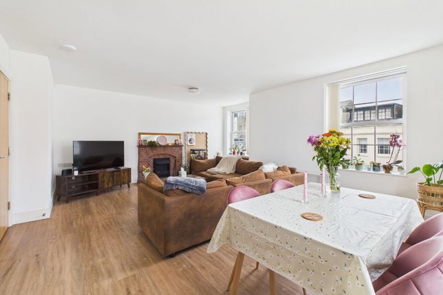Nautilus,Flat 11, Marine Parade, Worthing photo 2