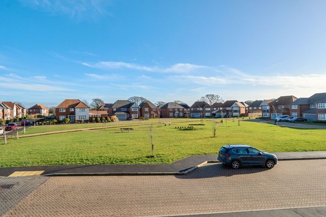 40 Neptune Way, Arundel photo 4