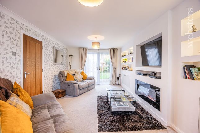 24 Longdale, Norwich photo 2