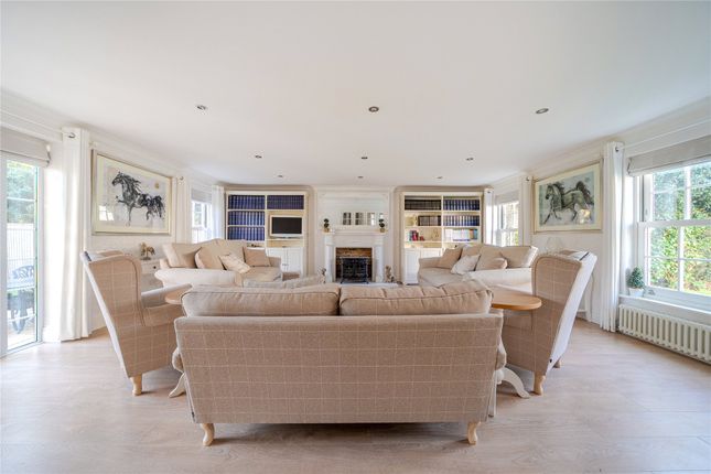10, Devonshire Drive, Surrey photo 2