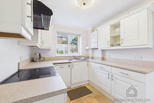24 Borough Park, Torpoint photo 3