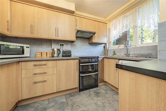 31,, Cortis Road, London photo 2