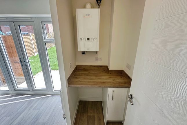 11, Horsa Close, Grantham photo 5