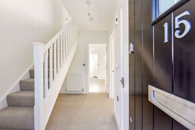 Property for sale in Netherwood Close, Midhurst