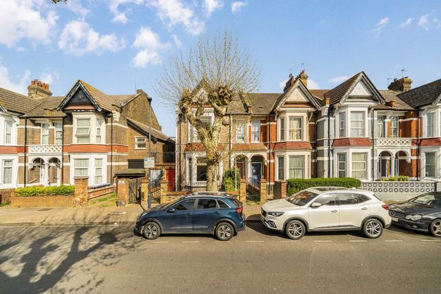 5-bed house on 12, Springwell Avenue, London, £925,000