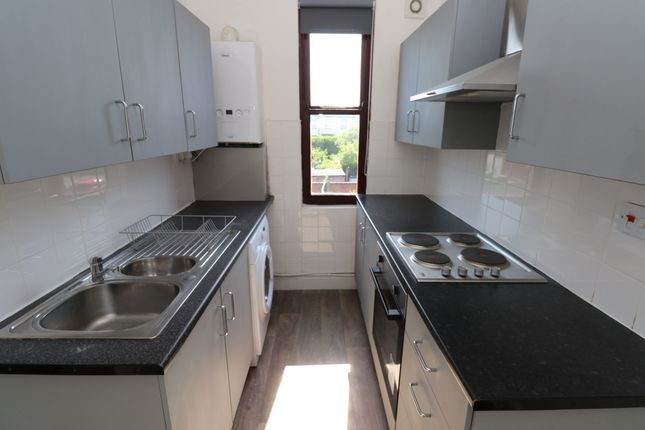 4a School Street, Newton-Le-Willows photo 2