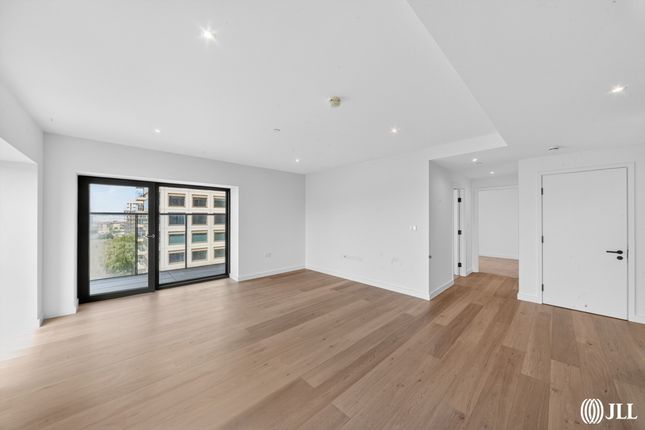 43, Endurance House, 5, Riverscape Walk, London photo 4