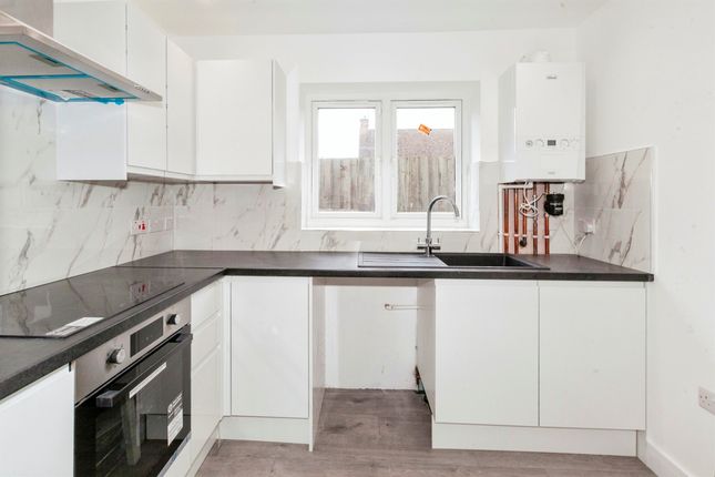 Flat for sale in Faraday Road, Slough