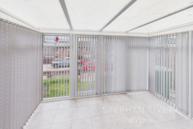 1, Chequers Rise, Ipswich photo 4