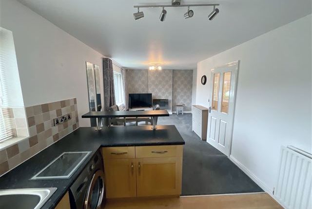 81, Grange Farm Drive Aston, Sheffield photo 2