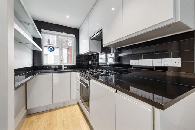 Thumbnail Property to rent in Mulberry Close, Hampstead