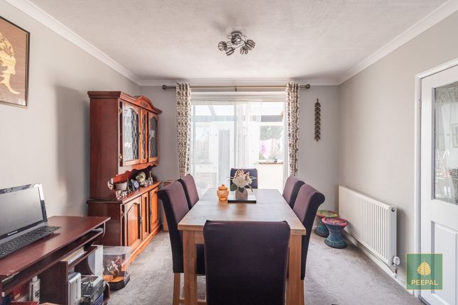 10, West Road, Farnborough photo 3